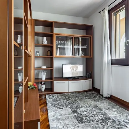Apartment Gigi's
